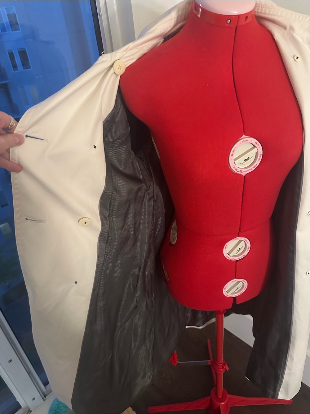 Banana Republic Cream Double-Breasted Trench Coat - Picture 5 of 6